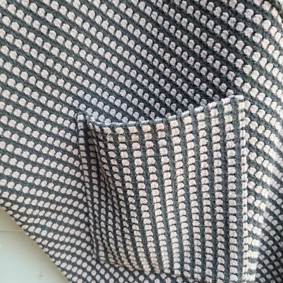 Habitat Black Gray Knit Poncho Sweater size Large - Picture 10 of 12